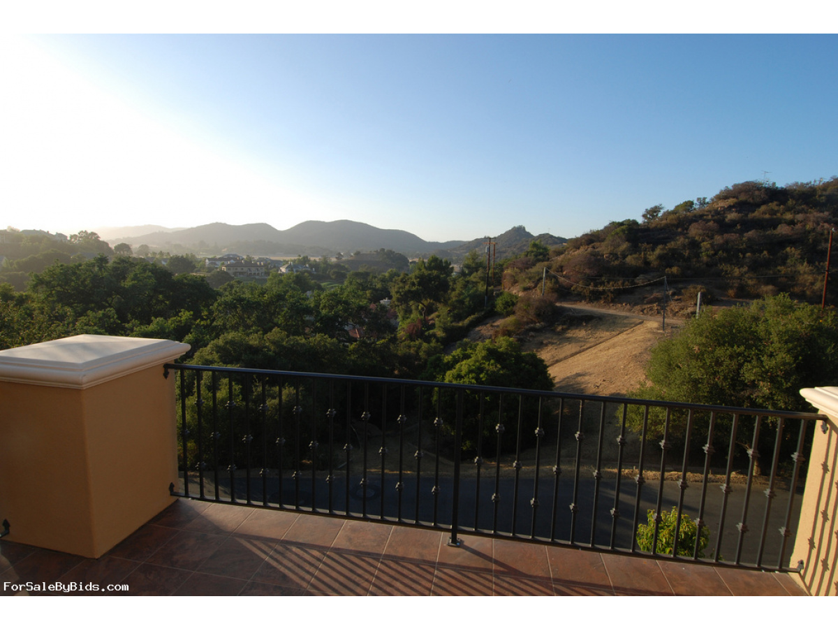 Test Property! Nice Family Home in Meadow Creek!